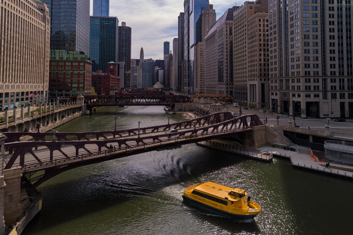 Chicago-Water-Taxi_Main-Branch-3.jpg