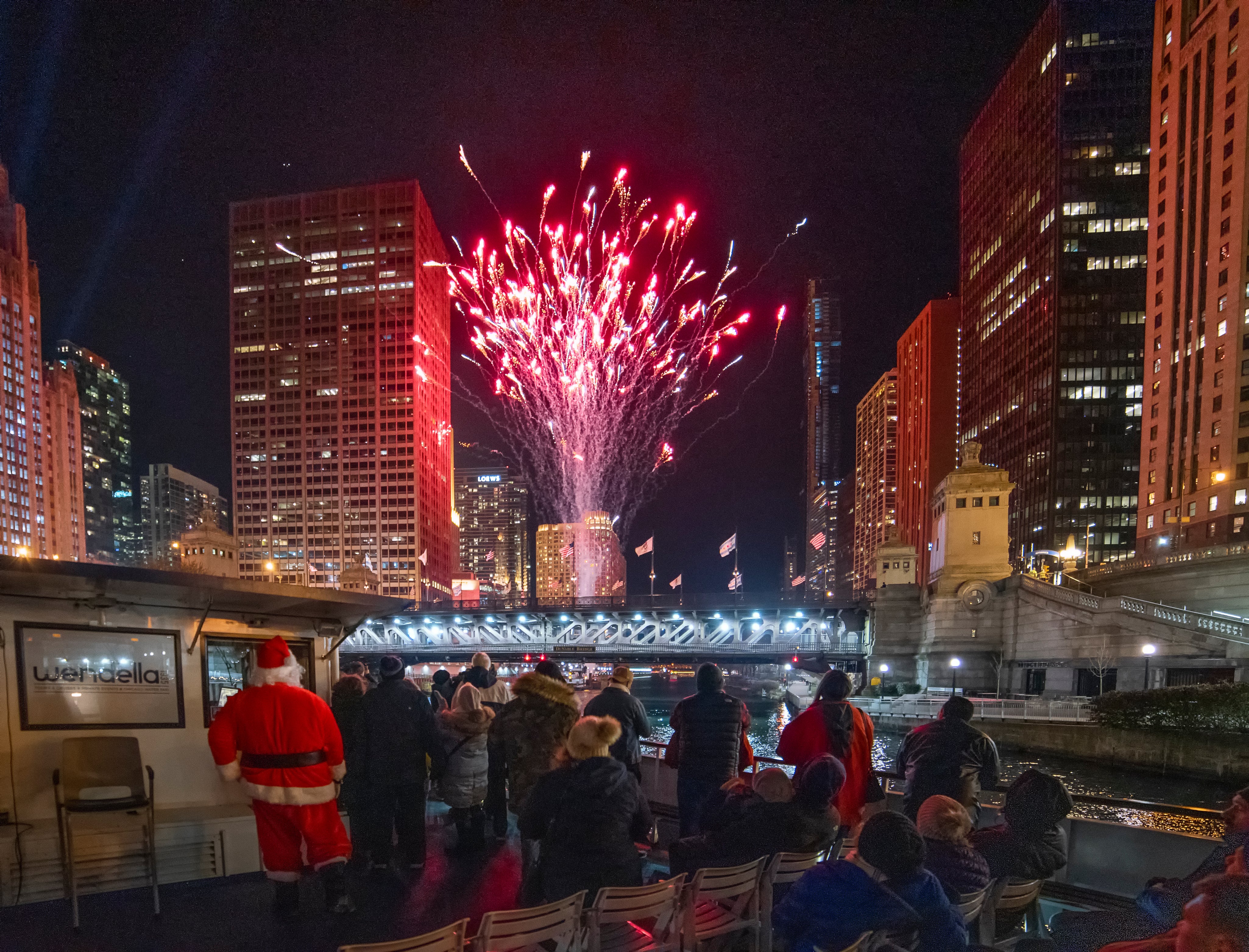 Wendella_Fireworks_UrkodC_High_Resolution-047.jpg