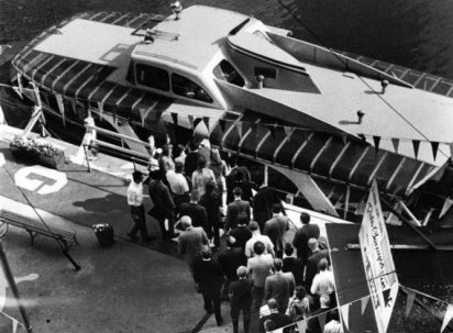 Crowded Chicago Water Taxi during the 1979 CTA Transit Strike, seen from an overhead view